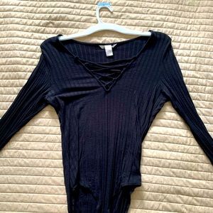 Medium bodysuit